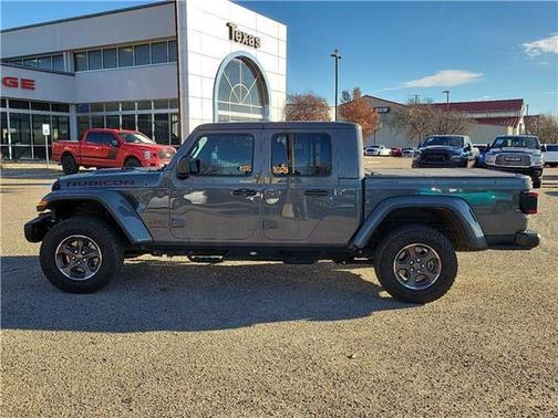 Sting Gray Clearcoat 2023 Jeep Gladiator Rubicon