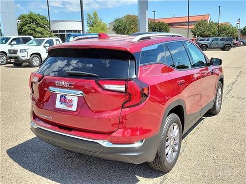 2024 GMC Terrain SLT