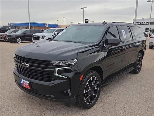 2023 Chevrolet Suburban RST