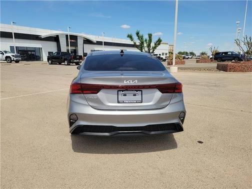 Gravity Gray 2024 Kia Forte LXS