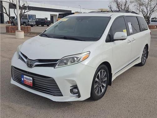 2019 Toyota Sienna Limited Premium