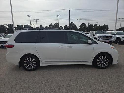 2019 Toyota Sienna Limited Premium