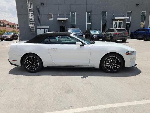 2023 Ford Mustang EcoBoost Premium