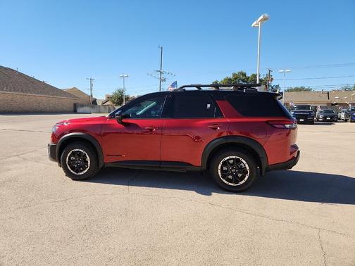 2024 Nissan Pathfinder Rock Creek