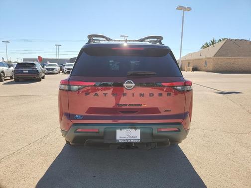 2024 Nissan Pathfinder Rock Creek
