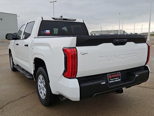 Ice 2026 Toyota Tundra SR