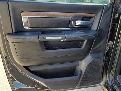 2015 RAM 1500 Laramie