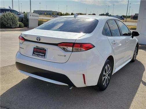 2022 Toyota Corolla Hybrid LE