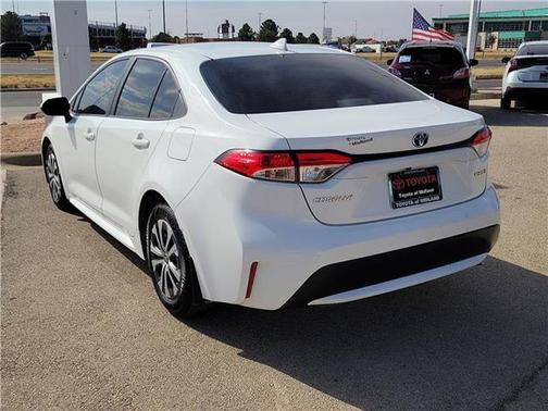 2022 Toyota Corolla Hybrid LE