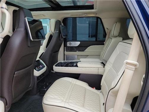 2018 Lincoln Navigator Black Label