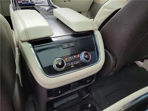 2018 Lincoln Navigator Black Label