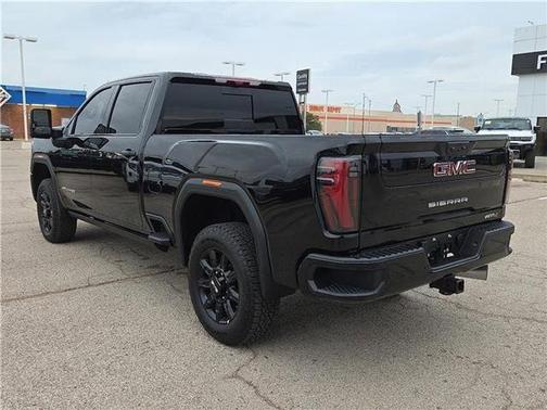2025 GMC Sierra 2500 AT4