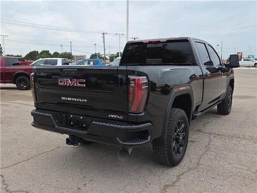 2025 GMC Sierra 2500 AT4