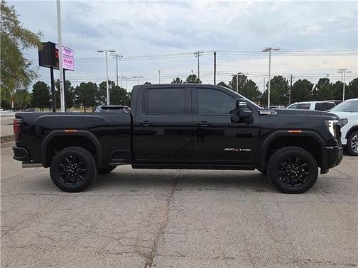 2025 GMC Sierra 2500 AT4