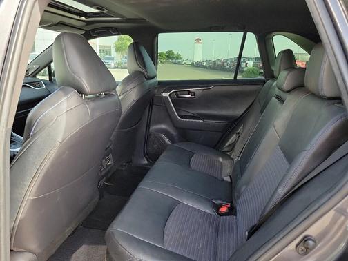 2020 Toyota RAV4 Hybrid XSE