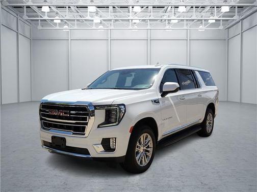 White Frost Tri-Coat 2024 GMC Yukon XL SLT