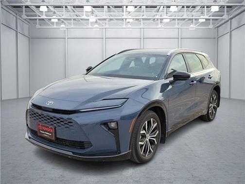 2025 Toyota Crown Signia LIMITED