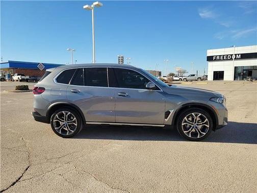 2026 BMW X5 sDrive40i