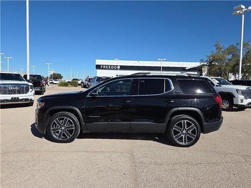 2022 GMC Acadia SLT