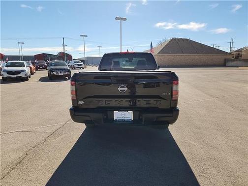 2022 Nissan Frontier S