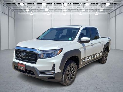 Platinum White Pearl 2023 Honda Ridgeline RTL