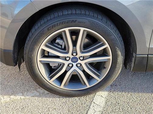 2021 Ford Edge Titanium