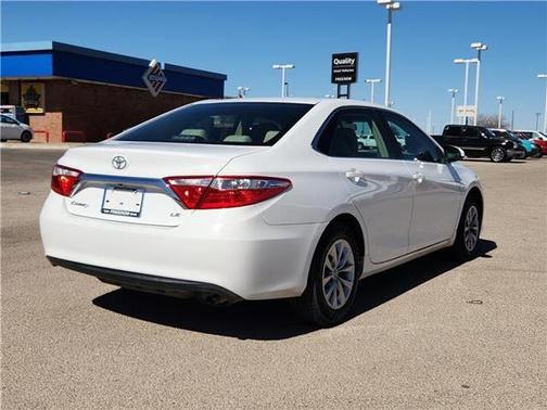2017 Toyota Camry LE