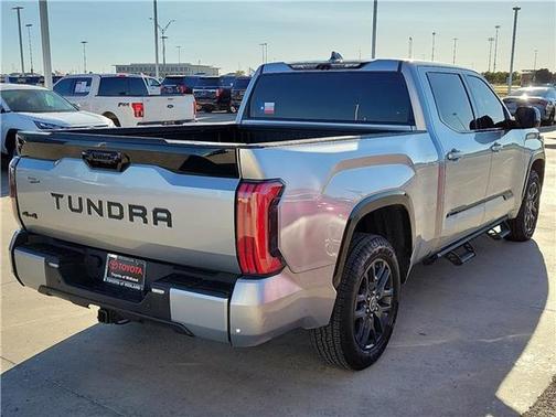 2023 Toyota Tundra Hybrid Platinum
