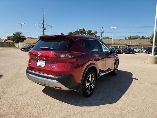 2021 Nissan Rogue Platinum