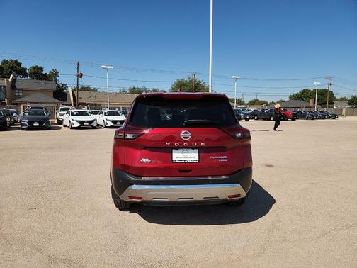2021 Nissan Rogue Platinum
