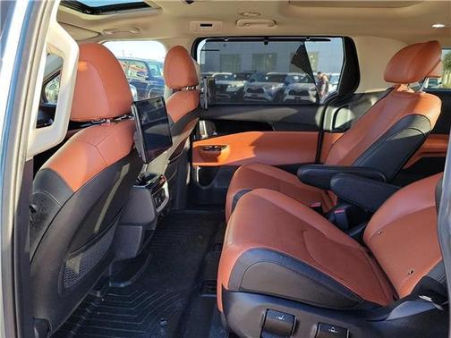 2023 Kia Carnival SX Prestige