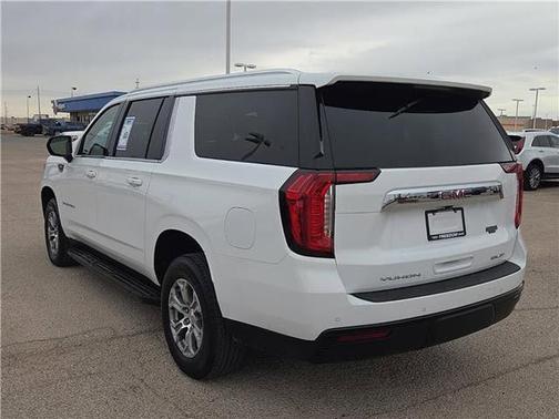 2023 GMC Yukon XL SLE