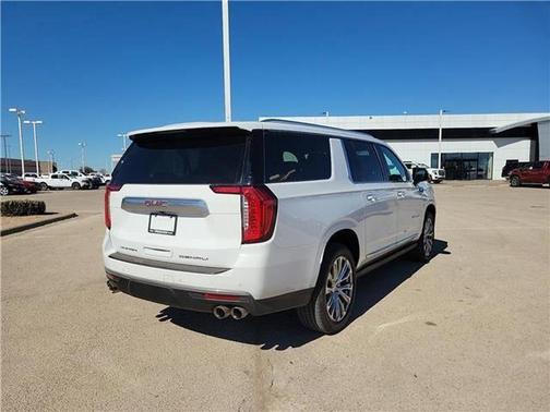 2023 GMC Yukon XL Denali