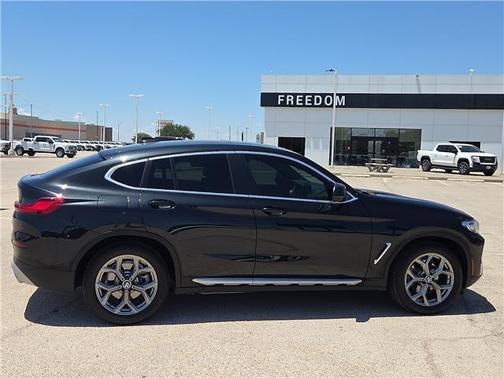 Black Sapphire Metallic 2024 BMW X4 xDrive30i