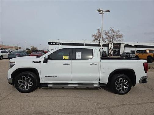 2023 GMC Sierra 1500 SLT
