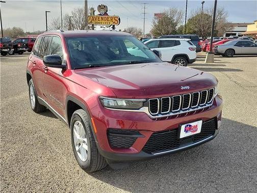 2023 Jeep Grand Cherokee Laredo