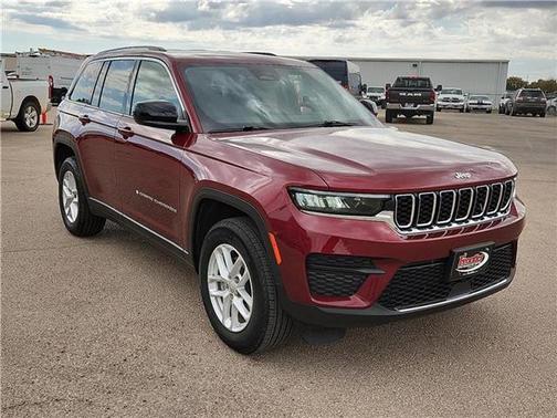 2023 Jeep Grand Cherokee Laredo
