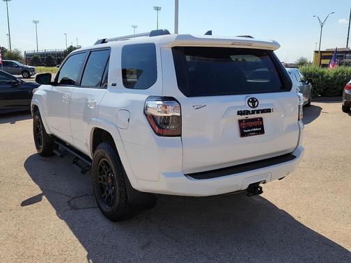 2023 Toyota 4Runner SR5