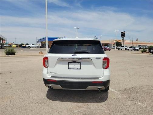 Star White 2021 Ford Explorer Limited