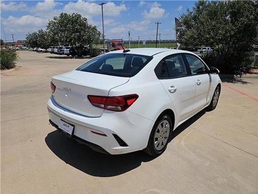 2023 Kia Rio LX