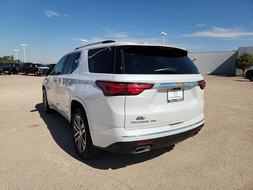 2022 Chevrolet Traverse High Country