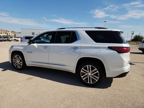 2022 Chevrolet Traverse High Country
