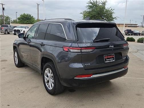 Metallic 2022 Jeep Grand Cherokee Limited