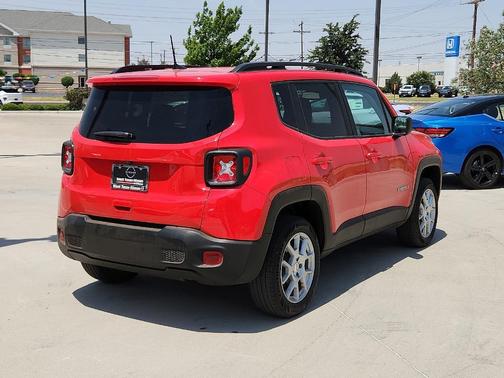 2023 Jeep Renegade Latitude