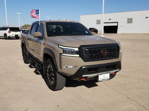 2024 Nissan Frontier PRO-4X