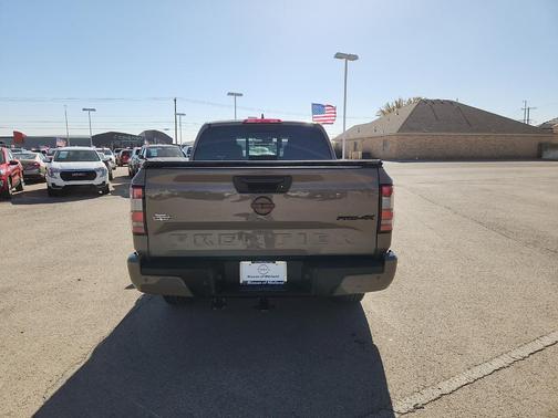 2024 Nissan Frontier PRO-4X