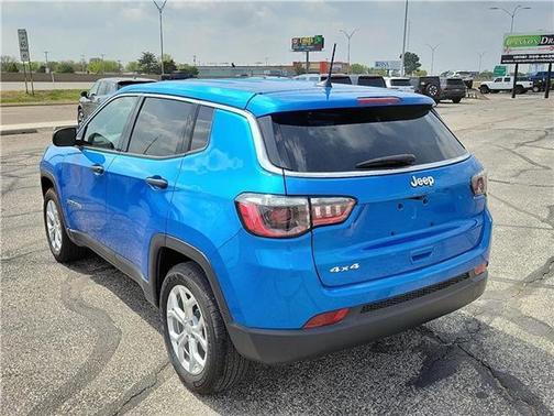 2024 Jeep Compass Sport