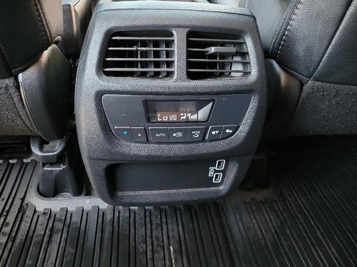 Crystal Black Pearl 2021 Honda Pilot EX-L