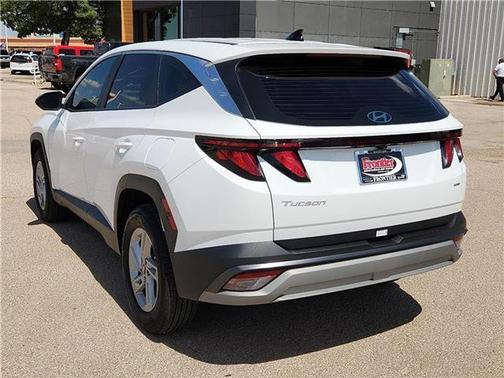 2025 Hyundai TUCSON SE