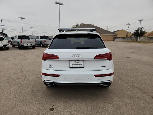 2023 Audi Q5 45 S line quattro Premium